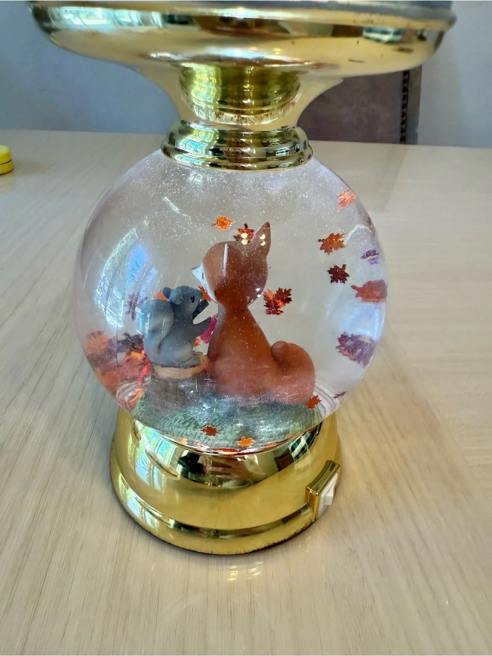 🦊 Bath & Body Works Autumn Fox Squirrel Snow Globe Candle Pedestal Woodland 🐿️